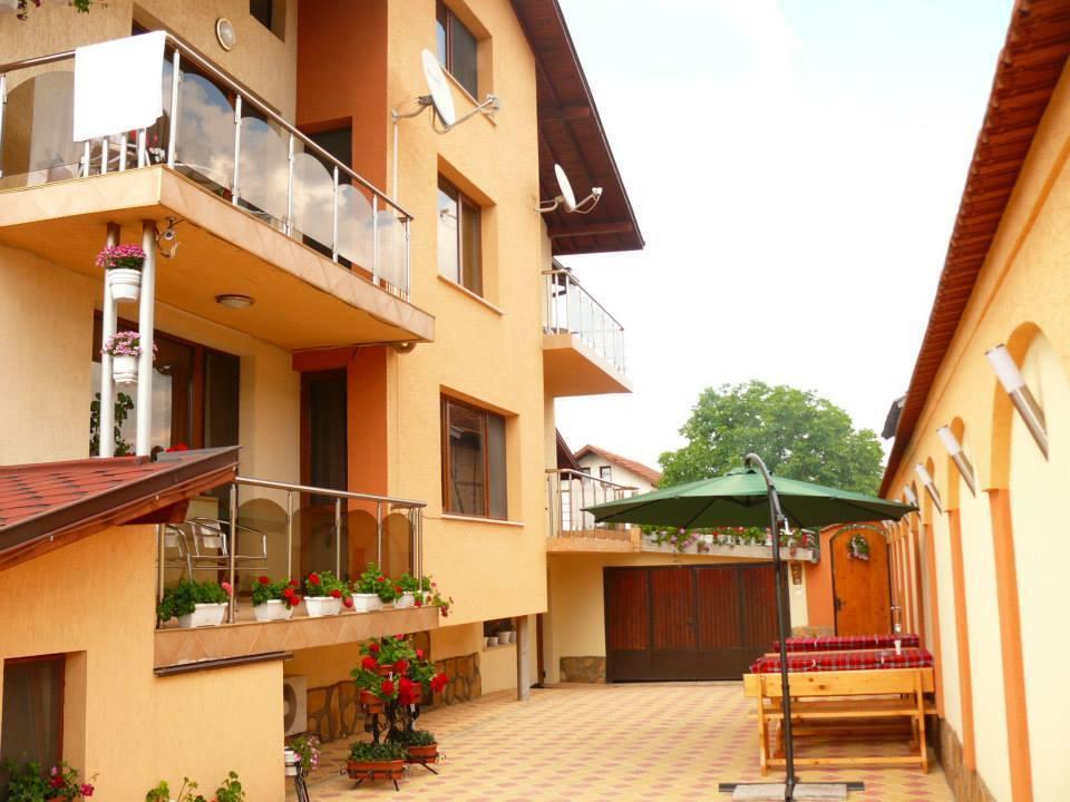 Hotel Kashta Peychevi à Govedartsi Extérieur photo